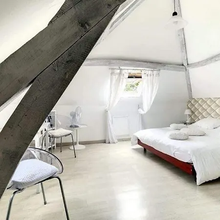 Le Clos Nocleg ze śniadaniem